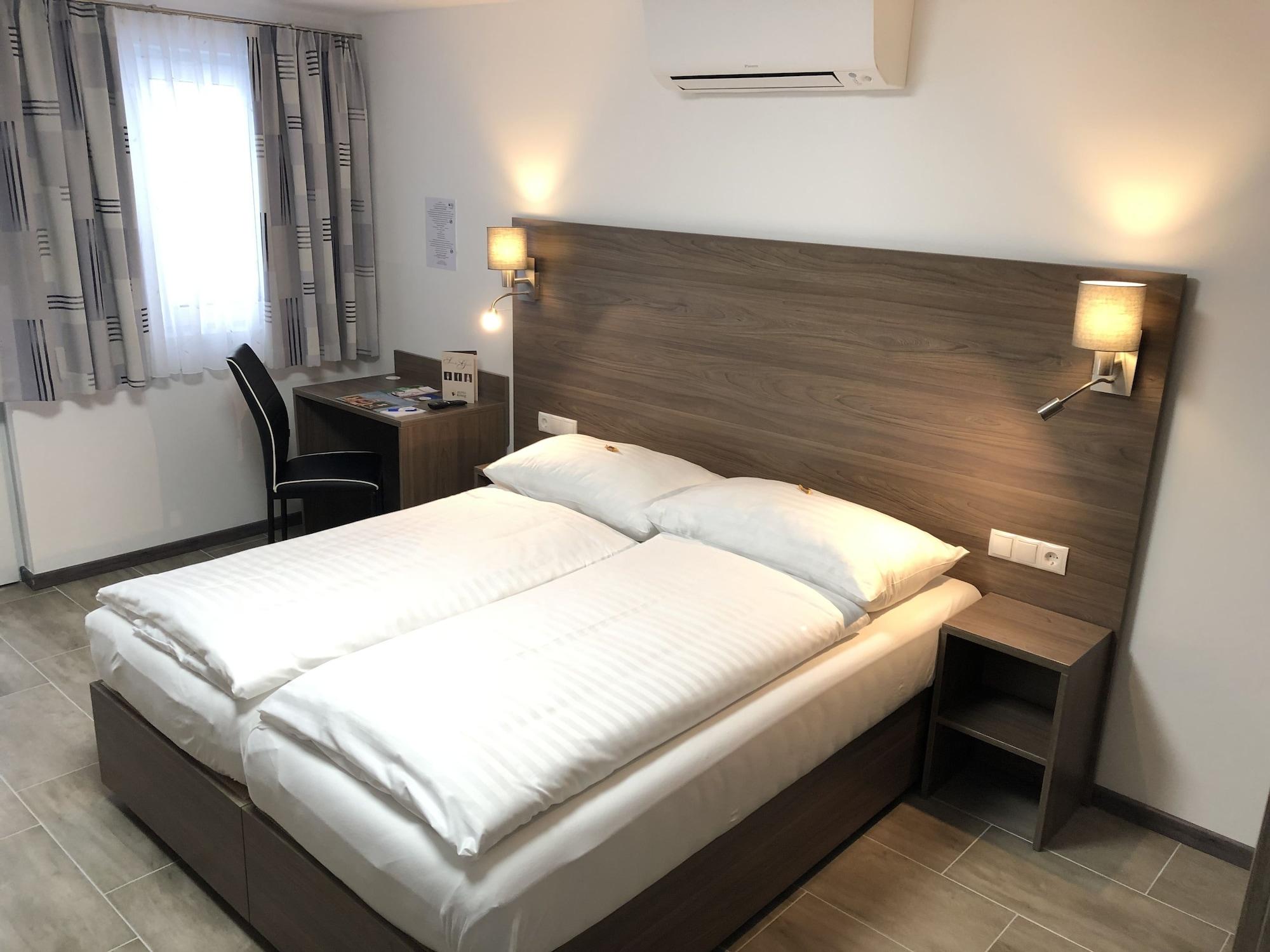 Konig Hotel
